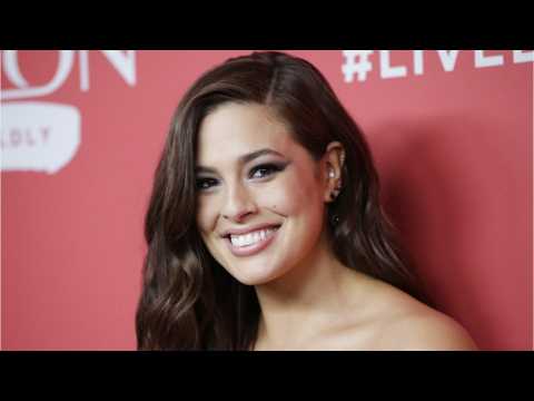 VIDEO : Ashley Graham Fights For Change In The Beauty Industry