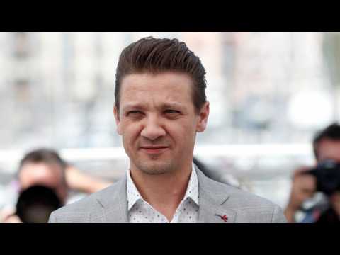 VIDEO : Avengers 4: Jeremy Renner is Officially Done Filming