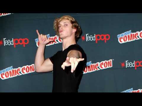 VIDEO : Logan Paul to Take a Break from Vlogging