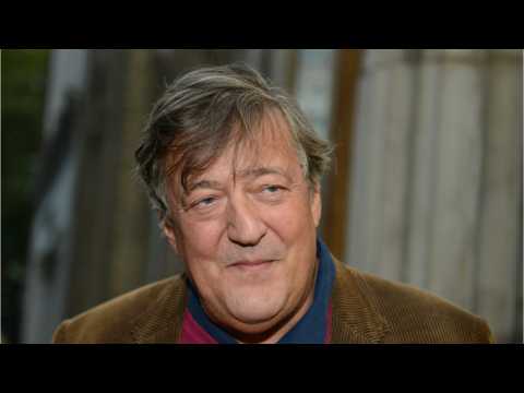 VIDEO : Stephen Fry Is Stepping Down As BAFTA Host