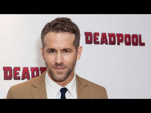 VIDEO : Ryan Reynolds Invites Fan On Twitter To Deadpool 2 Premiere