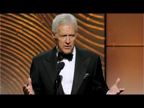 VIDEO : Trebek Takes Break From ?Jeopardy!? After Brain Surgery