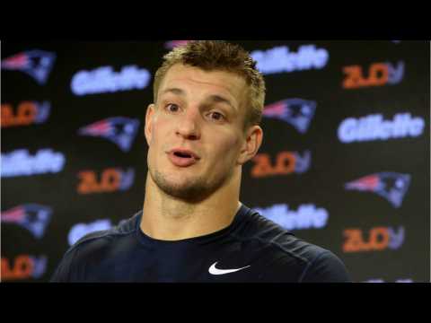 VIDEO : Is Rob Gronkowski The Next Rock