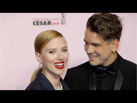 VIDEO : Scarlett Johansson Quits 'Rub & Tug' After Backlash