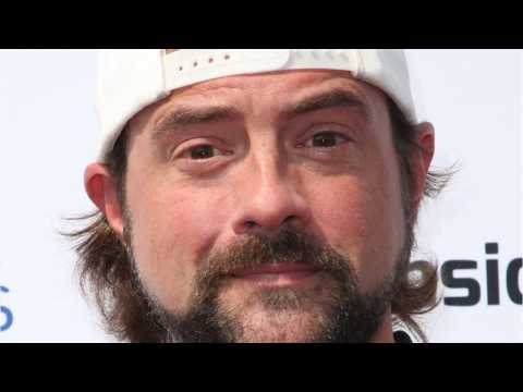 VIDEO : Kevin Smith's 'Hollyweed' Heads To Rivit TV
