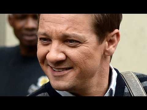 VIDEO : Jeremy Renner Attached To 'Spawn'?