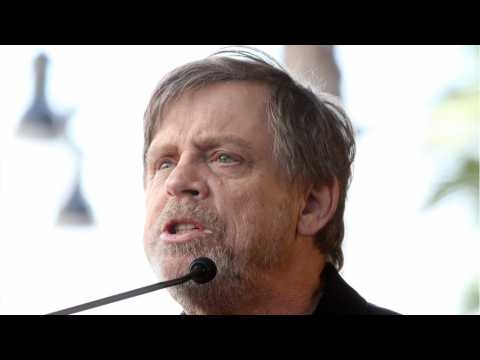 VIDEO : Comic-Con: Mark Hamill Disguised As Stormtrooper