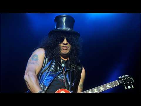 VIDEO : Slash Releases ?Driving Rain? With Myles Kennedy and the Conspirators