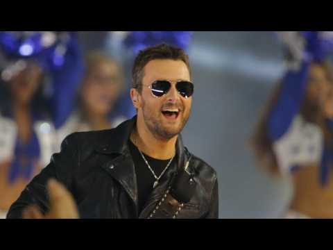 VIDEO : Eric Church On Garth Brooks? Lip-Syncing