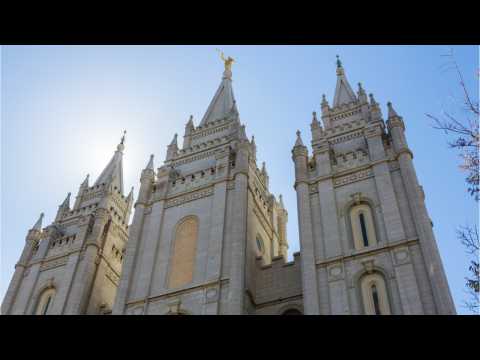 VIDEO : Did You Know These Celebs Grew Up Mormon?