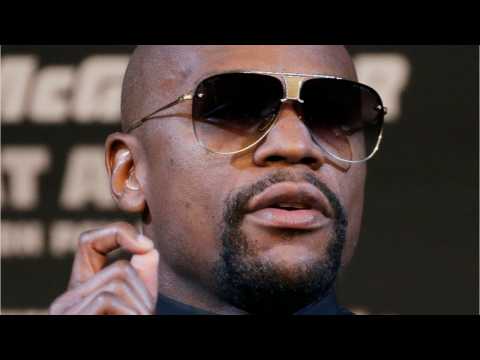 VIDEO : Floyd Mayweather Offers To Pay Fans $1,000 To Troll 50 Cent On Social Media