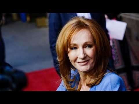 VIDEO : JK Rowling Stays Snarky