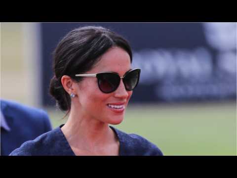 VIDEO : Royal Family Seeks Ways To Silence Meghan Markle's Father