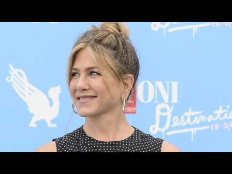 VIDEO : Jennifer Aniston Fights Against Stereotypes In New Interview