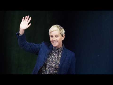 VIDEO : Ellen DeGeneres Returns To Standup