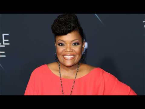 VIDEO : Yvette Nicole Brown To Be Aunt Sarah In 'Lady and the Tramp'
