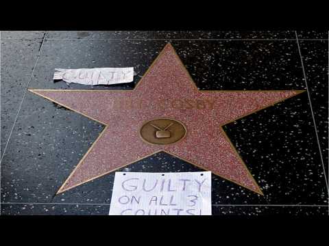 VIDEO : Bill Cosby?s Hollywood Star Vandalized