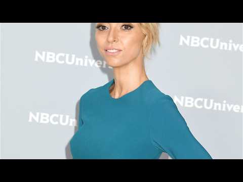 VIDEO : Giuliana Rancic Dealt With Anxiety Of Cancer By 'Distraction'