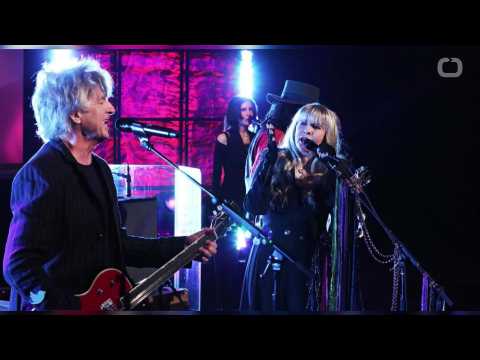 VIDEO : Fleetwood Mac Debuts New Lineup On ?Ellen?