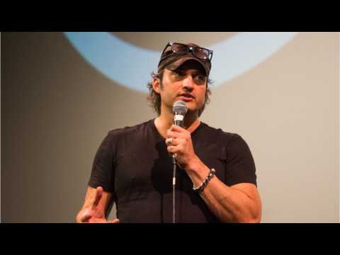 VIDEO : Robert Rodriguez Sued For 'Sin City: A Dame to Kill For'