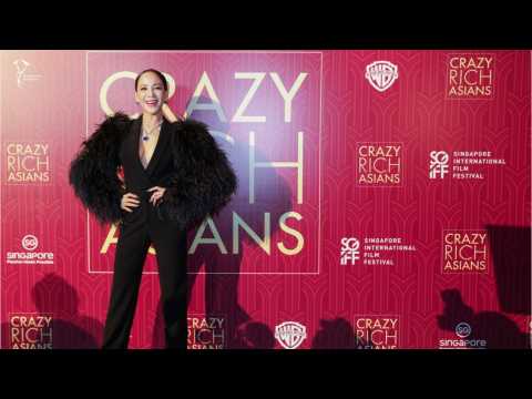 VIDEO : 'Crazy Rich Asians' Comes Home To Singapore