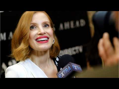 VIDEO : Jessica Chastain Wraps Filming 'It: Chapter Two'