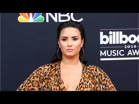 VIDEO : Paris Jackson Denies Rumors That Demi Lovato's Overdose Has Inspired Jackson to Get Help