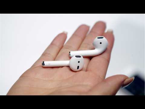 VIDEO : Cut The Cord, Apple AirPods Are Discounted
