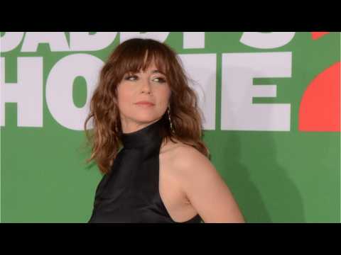 VIDEO : Linda Cardellini Lands New Netflix Series