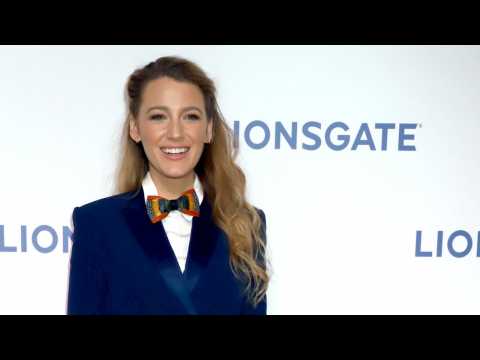 VIDEO : Blake Lively's Workouts With A Consistent But Flexible Gym Schedule