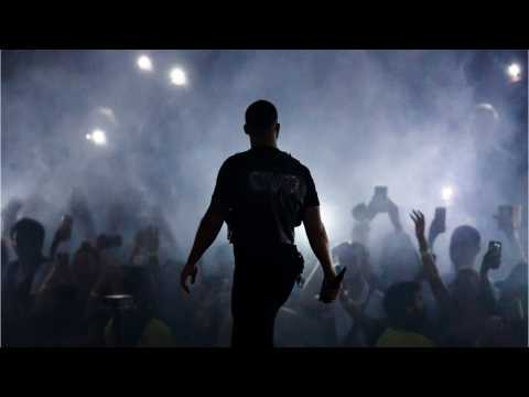 VIDEO : Drake?s Memory Lane Performance