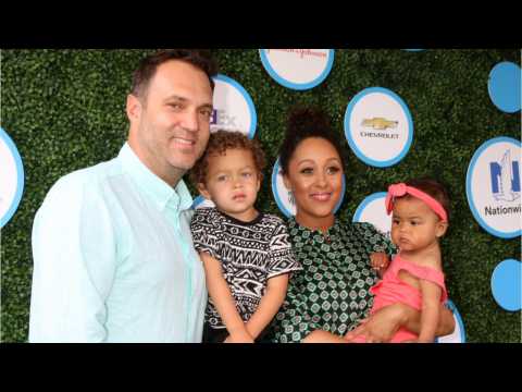 VIDEO : Tamera Mowry-Housley Posts Photo Of Children's First Day Of School