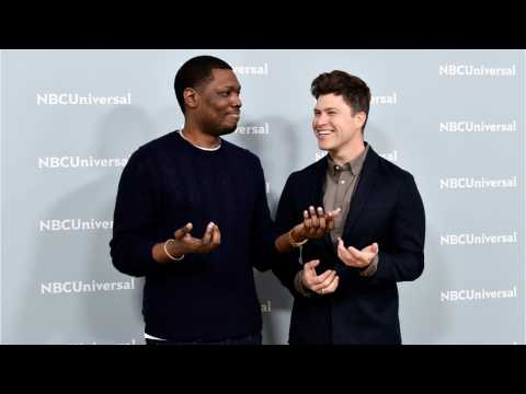 VIDEO : Michael Che Defends Louis CK Surprise Stand-Up Routine