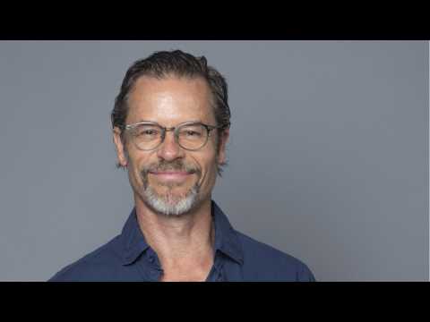 VIDEO : Guy Pearce Reveals Netflix Discourages Actors Talking About ?Binge Watching?