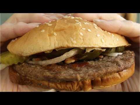 VIDEO : This Is The Best Burger In America