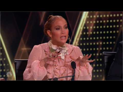 VIDEO : Jennifer Lopez's Wears Long Braid