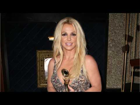 VIDEO : Britney Spears Breaks Norms With Her 24th Fragrance
