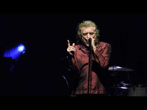 VIDEO : Robert Plant Extends ?Carry Fire? Tour With New U.S. Dates
