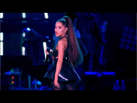 VIDEO : Ariana Grande's Laid Back Workouts