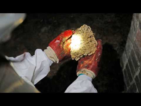 VIDEO : London Live-Streams Rancid Fatberg