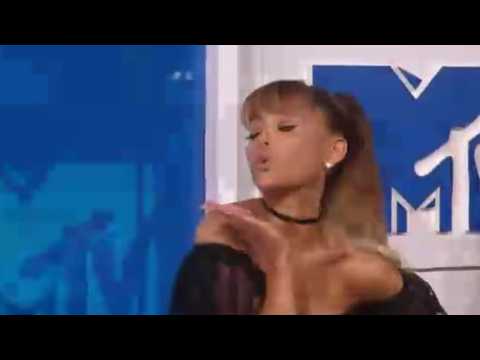 VIDEO : Ariana Grande Tackles The Rumors About Her On 'Carpool Karaoke'