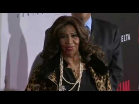 VIDEO : Celebrities Mourn The Loss Of Music Icon Aretha Franklin