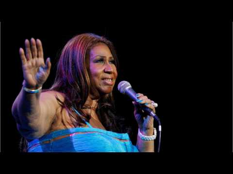 VIDEO : Fox News Screws Up Aretha Franklin Tribute