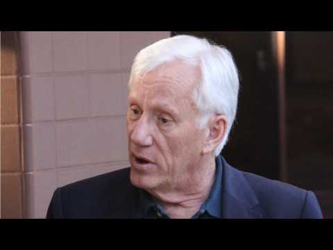 VIDEO : James Woods Urges Followers Fight Twitter Bias By Devaluing Their Stock
