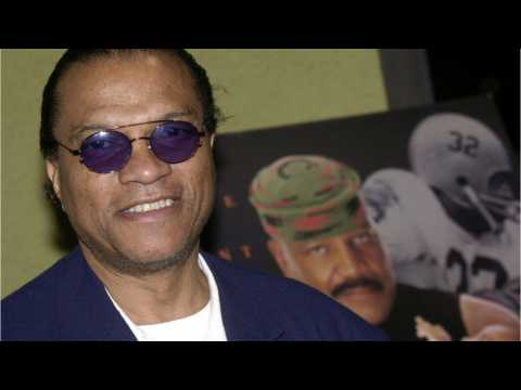 VIDEO : Mark Hamill Tweets A Warm Welcome To Billy Dee Williams