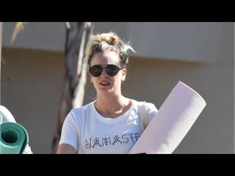 VIDEO : Kaley Cuoco Shuts Down Body Shamers After Workout Video