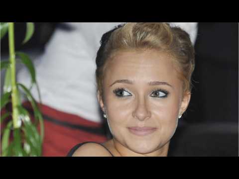 VIDEO : Hayden Panettiere Photographed With New Mystery Beau