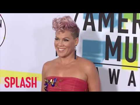 VIDEO : Pink discharged from hospital
