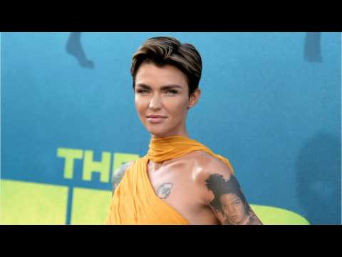VIDEO : Co-Creator Of 'Batwoman' Responds To Ruby Rose Casting