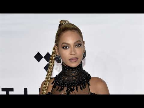 VIDEO : Beyonc Kills Pregnancy Rumors By Saying She Loves Her FUPA in VOGUE Cover Story